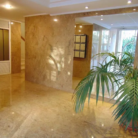 Appartement At223 Bobyan *